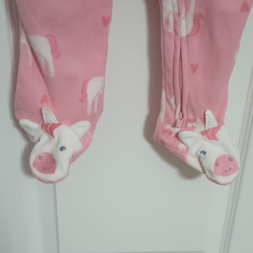 Carter's Pink Unicorn Footed One Piece. Size:6-9Mo - Picture 3 of 7